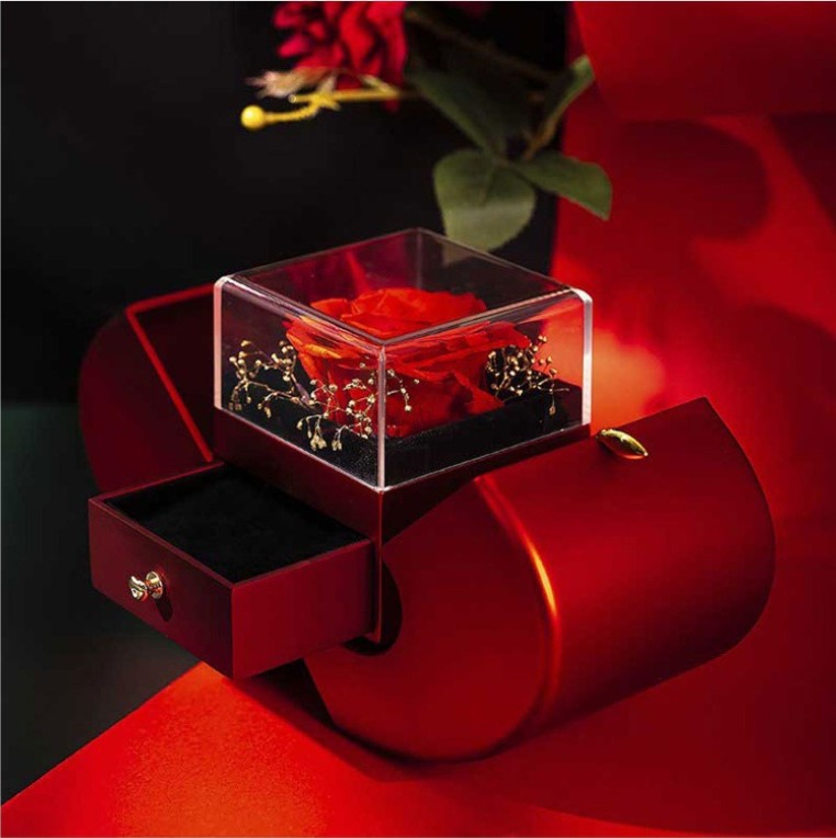 Red apple gift box with rose and necklace