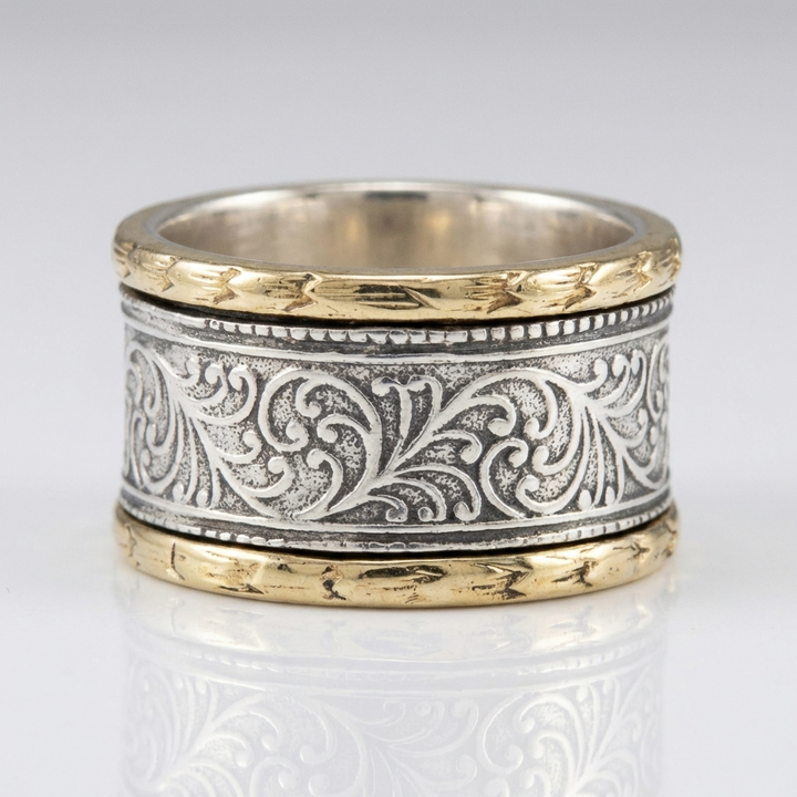 Retro Ornate Band Ring