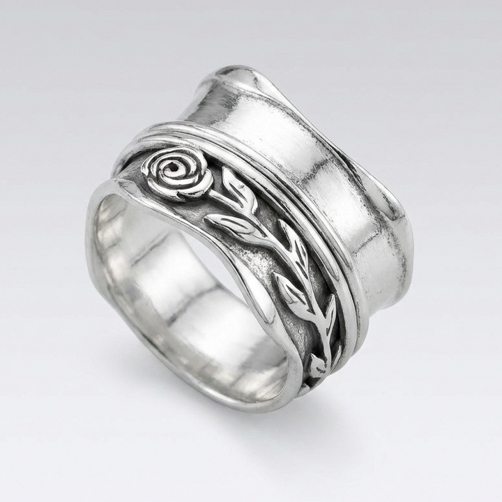 Vintage Rose Band Ring