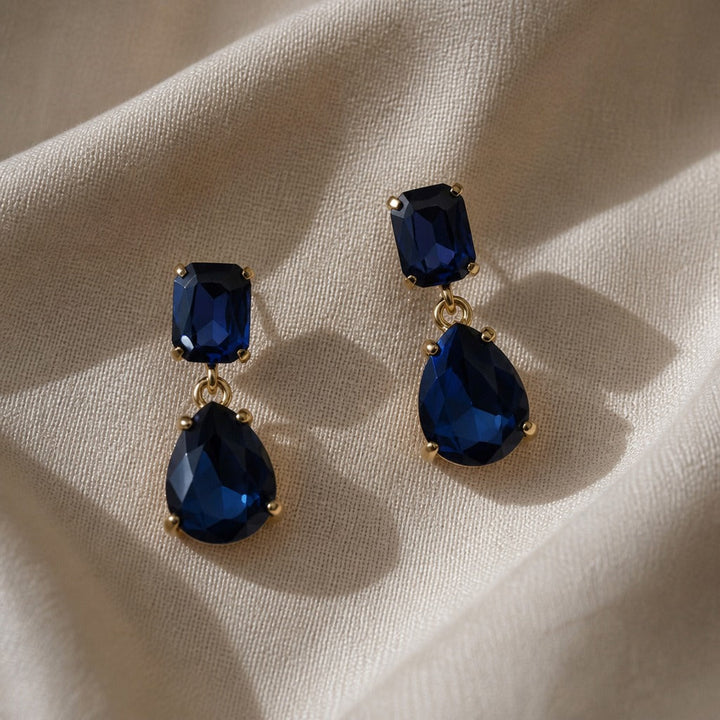 Crystal Teardrop Dangle Earring
