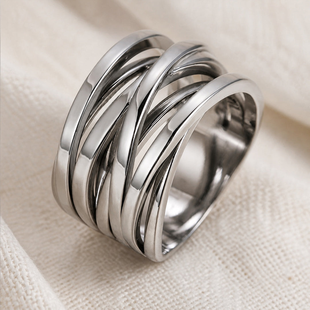 Sculpted Intertwine Band Ring
