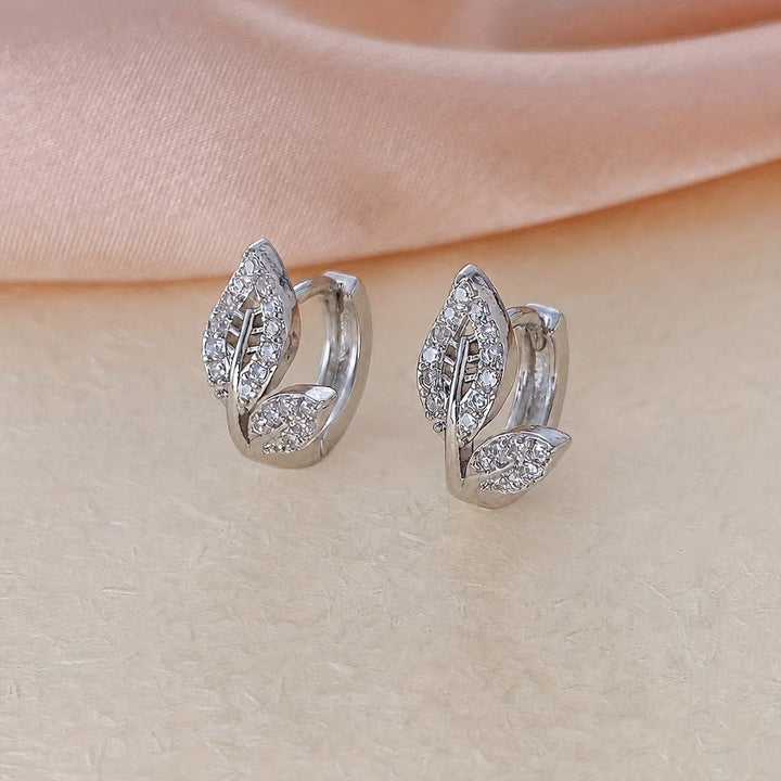 Exquisite Leaf Fashion Earrings