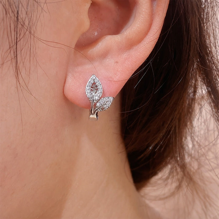 Exquisite Leaf Fashion Earrings