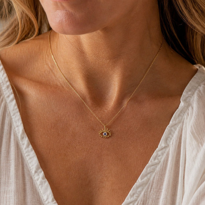 Elegant Opal Vintage Eye Necklace