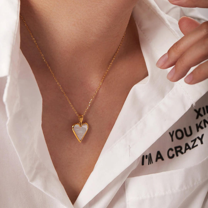 Gleaming Heart Pendant Necklace