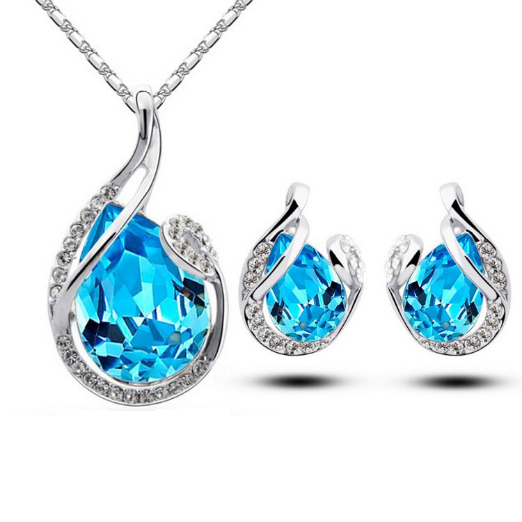 Teardrop crystal necklace and earrings