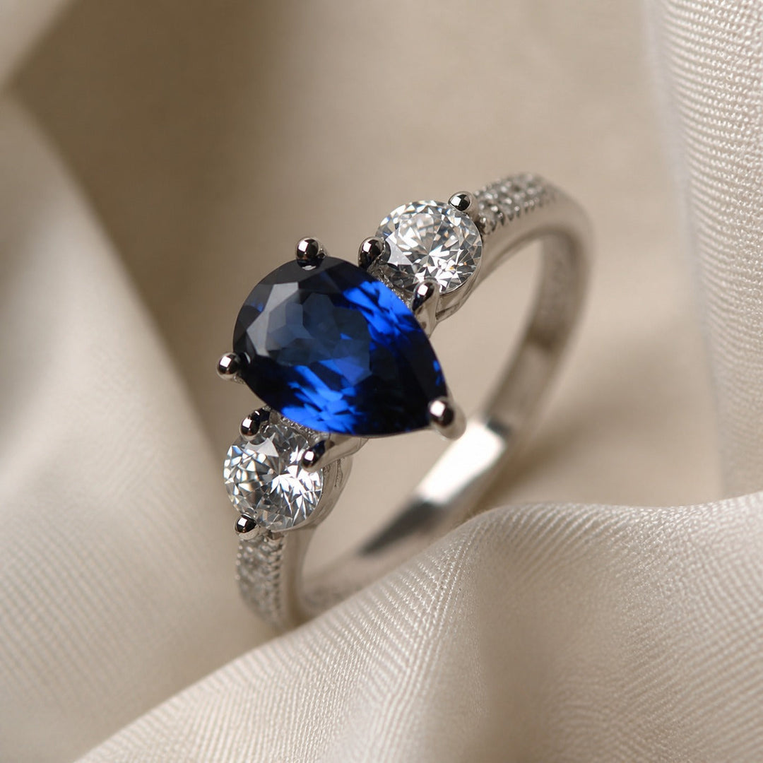 Signature Sapphire White Gold Ring