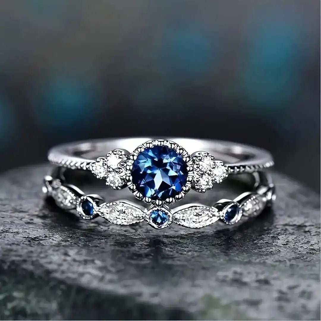 Avelisse Moraziel Gold Ring Set