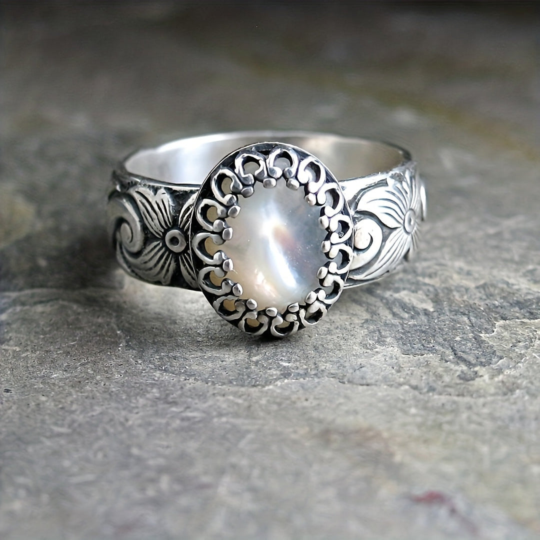 Classic Oval Moonlight Zirconia Ring