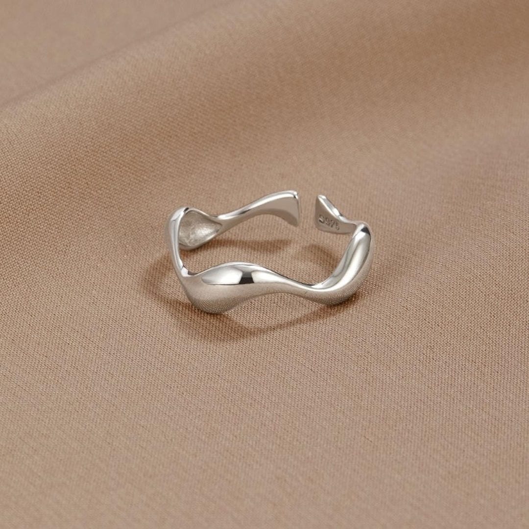 Waves Minimalist Adjustable Ring