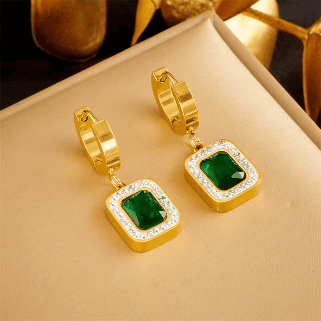 Elegant Emerald Gemstone Set