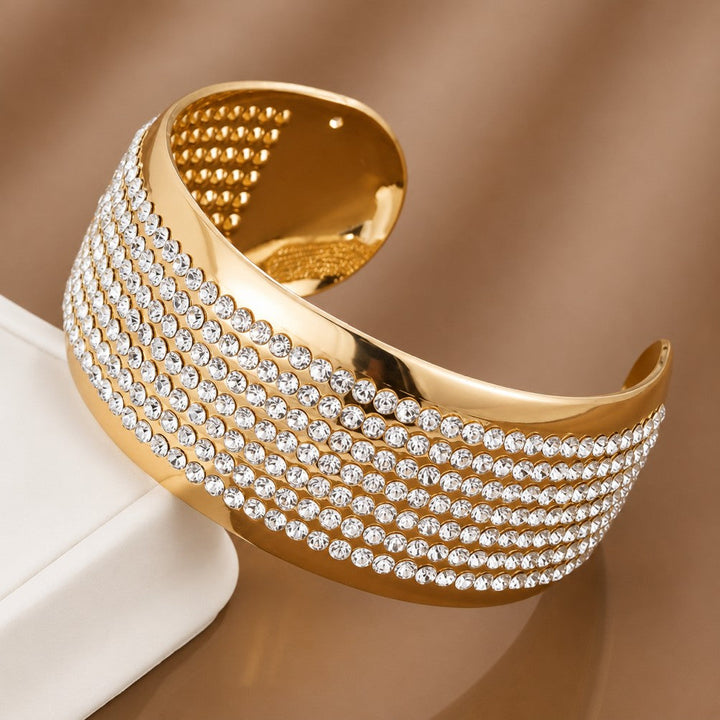 Inlaid Zirconia Fashion Bracelet