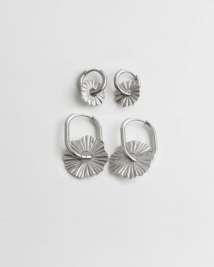 Toned Scalloped Hoop Earrings
