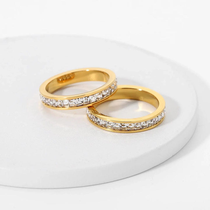 Dazzling Amelia Gold Ring