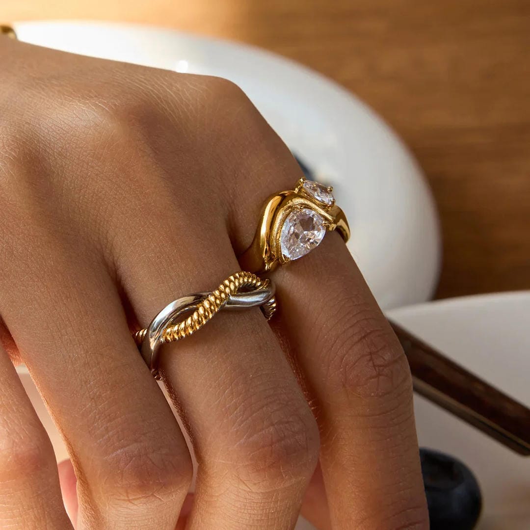 Elegant Crystal Teardrop Gold Ring