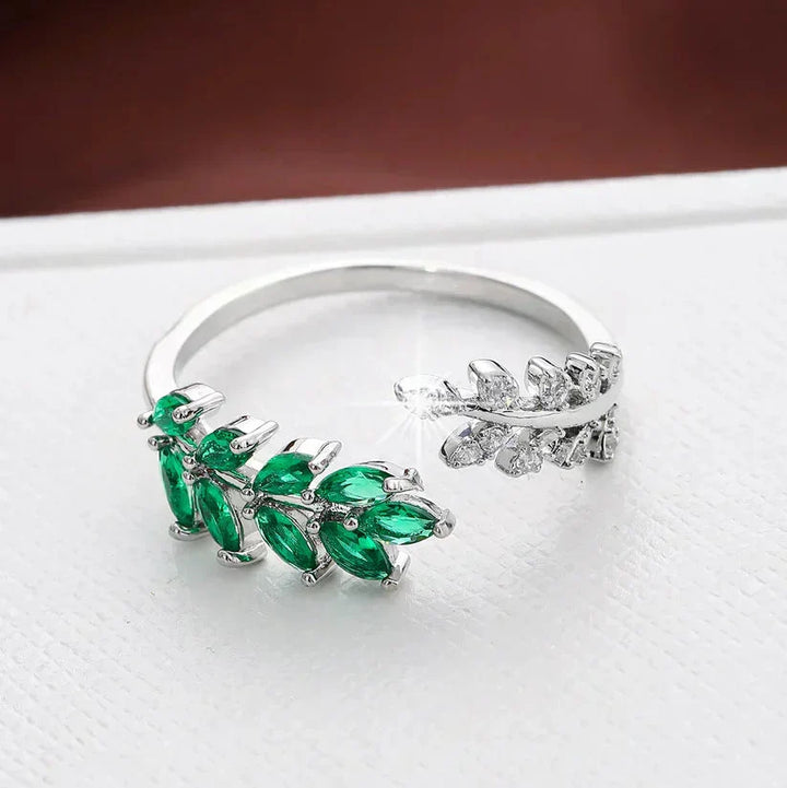 Vivara Lyselle Vine Ring