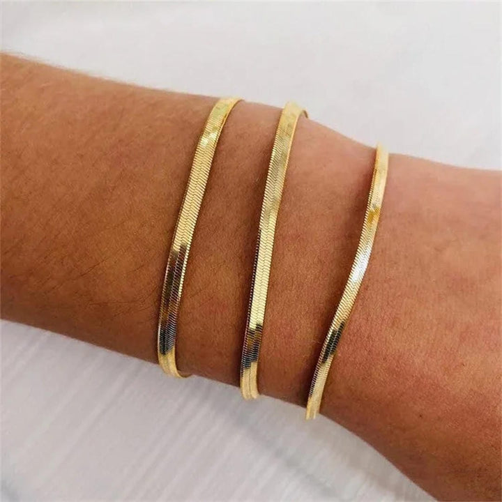 Lustrous Vida Herringbone Wristpiece