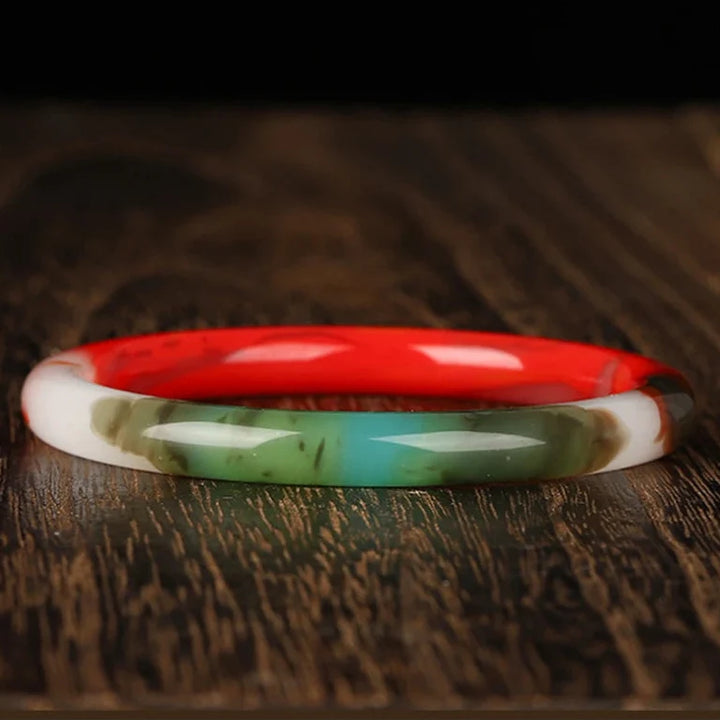Radiant Round Jade Bangle