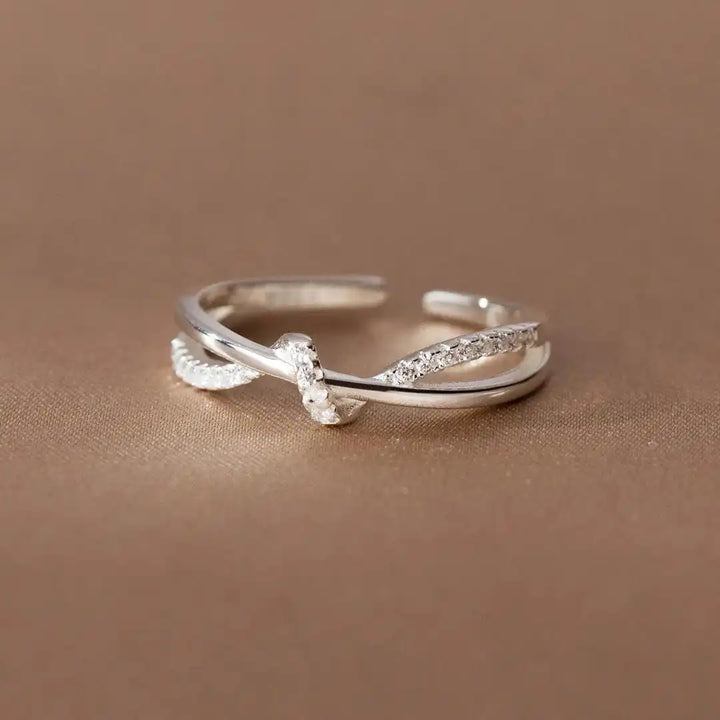 Classic Cross Knot Ring