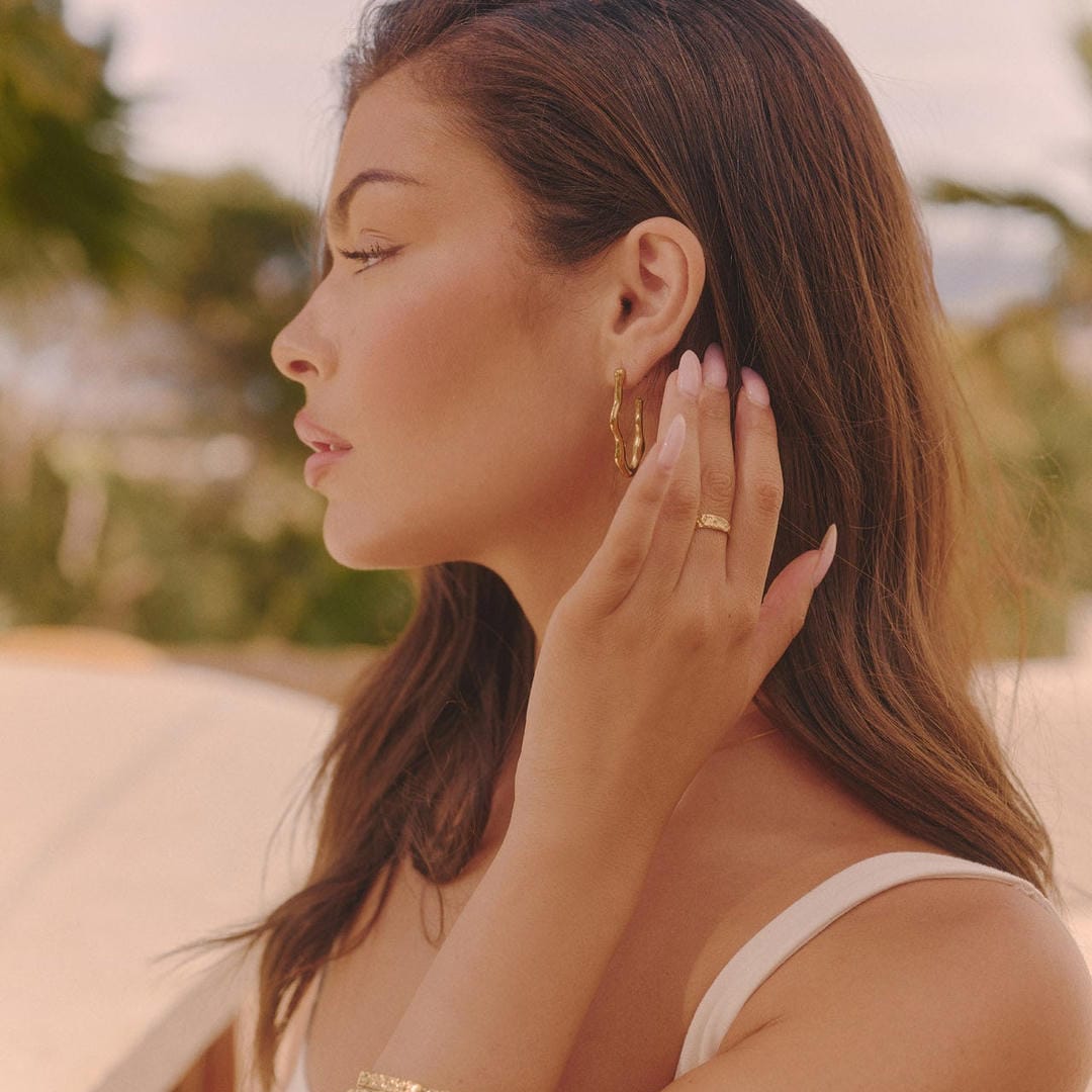 Gold Zephyr Hoop Earrings