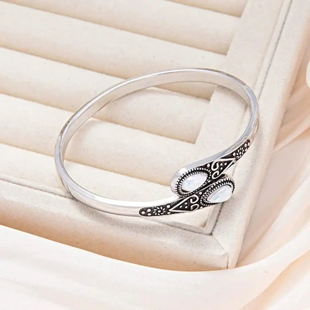 Vintage Bracelet with colourful Gems &amp; Tribal Design