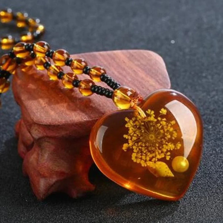 Amber Floral Embeded Necklace