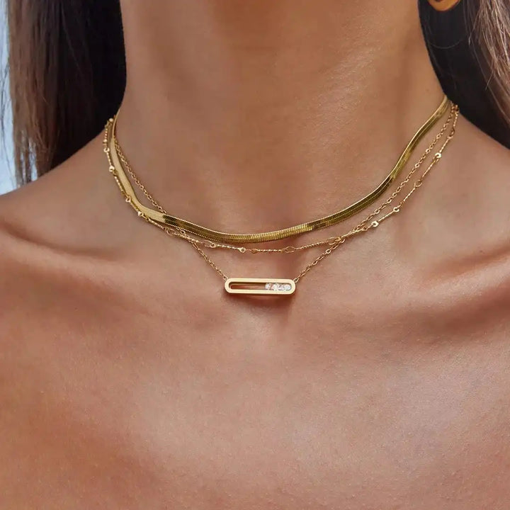 Dazzling Sculpted Gold Pendant