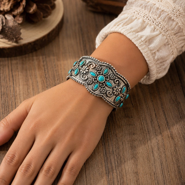 Graceful Turquoise Floral Bracelet