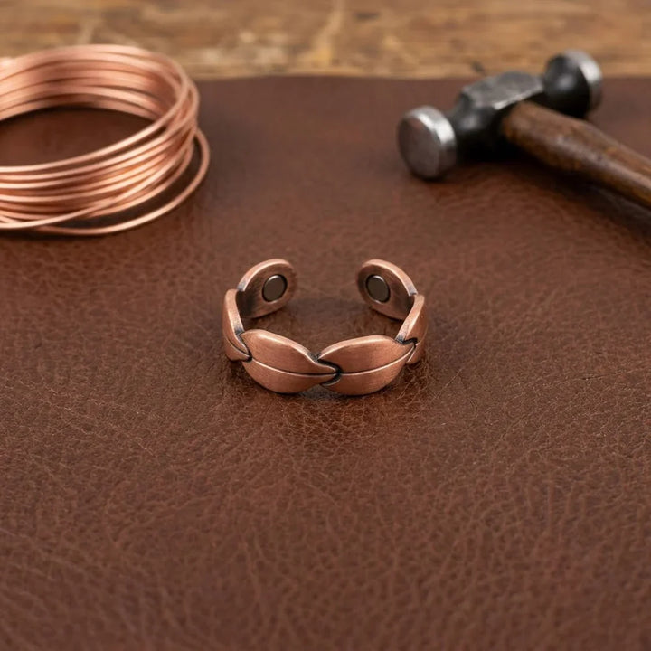 Bind Aura Copper Ring