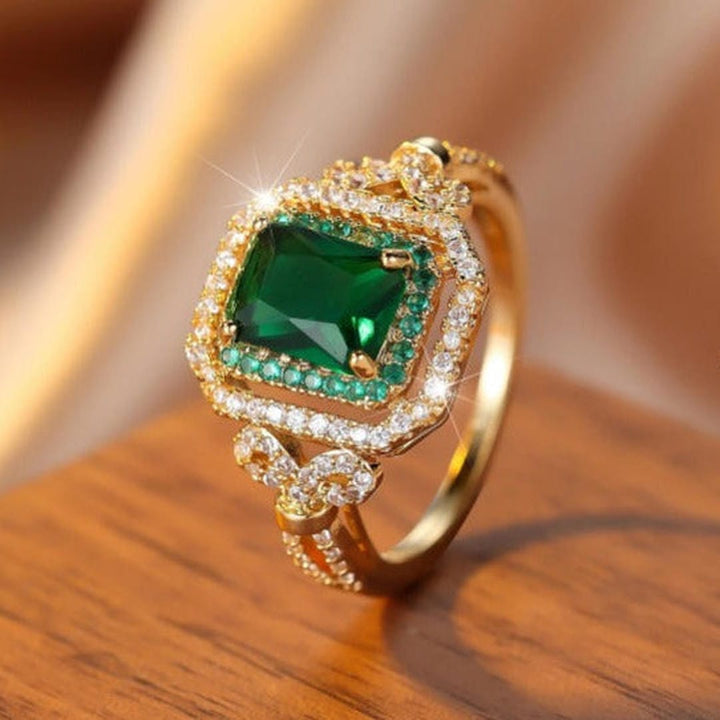 Luminous Emerald Green Crystal Ring