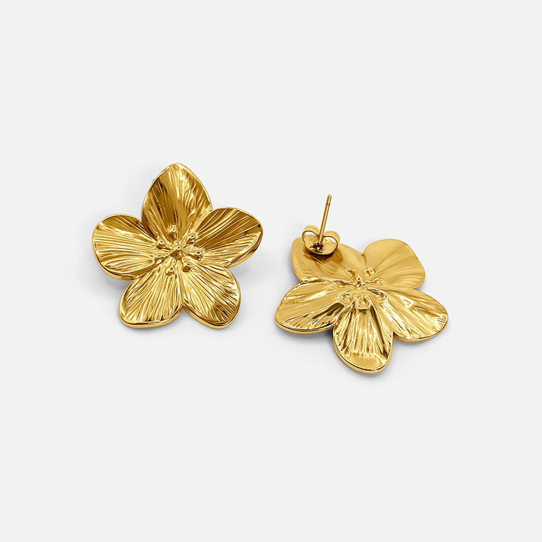 Chic Gold Floral Earrings
