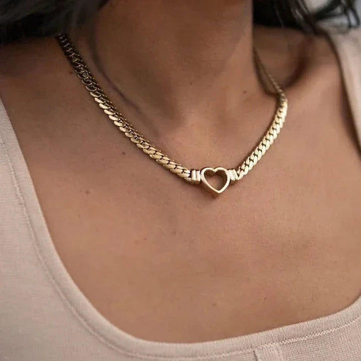 Elegant Hollow Heart Gold Choker