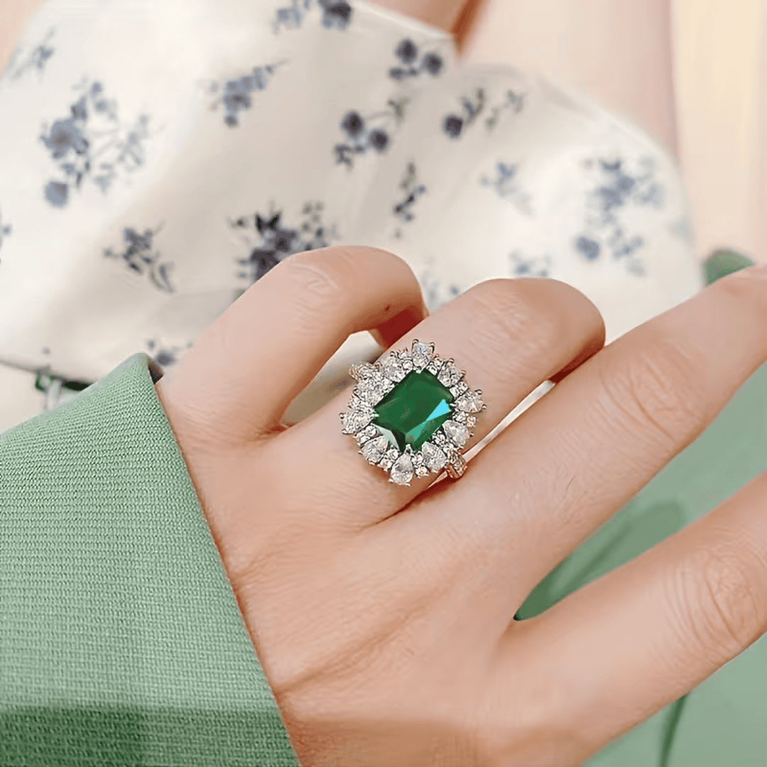 Imperial Emerald Halo Ring