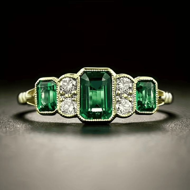 Vintage Heirloom Emerald Ring
