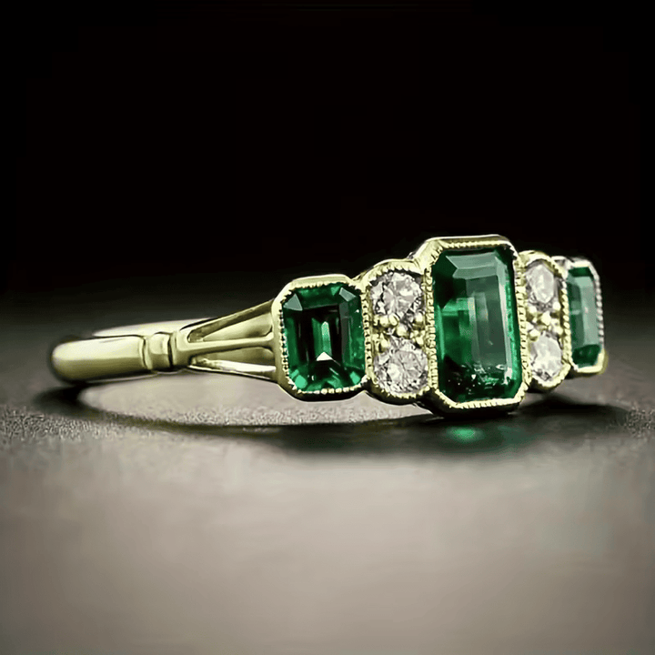 Vintage Heirloom Emerald Ring