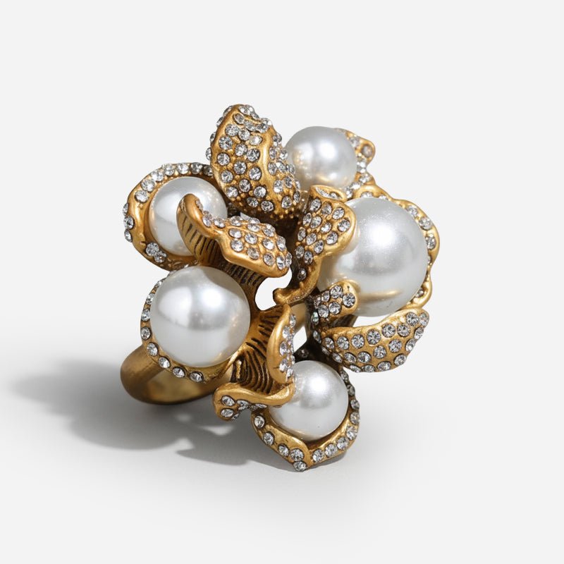 Luxe Pearl Bloom Ring