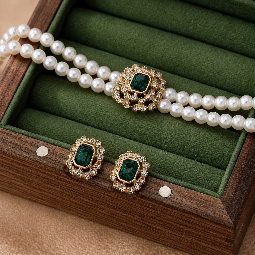 Tamsin Verdalle Pearl Emerald Necklace Set
