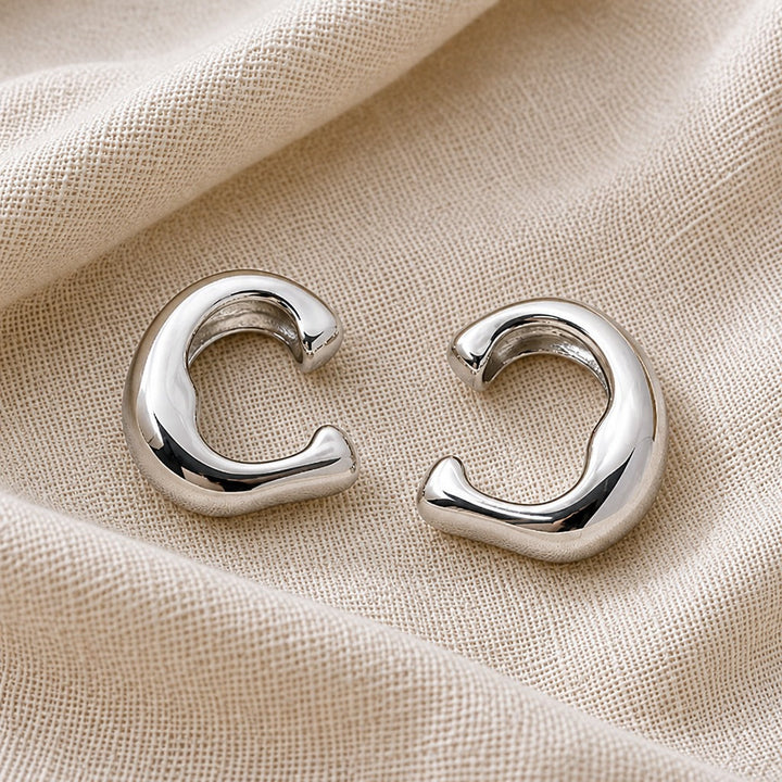 Adriana Modern Polished Earcuff
