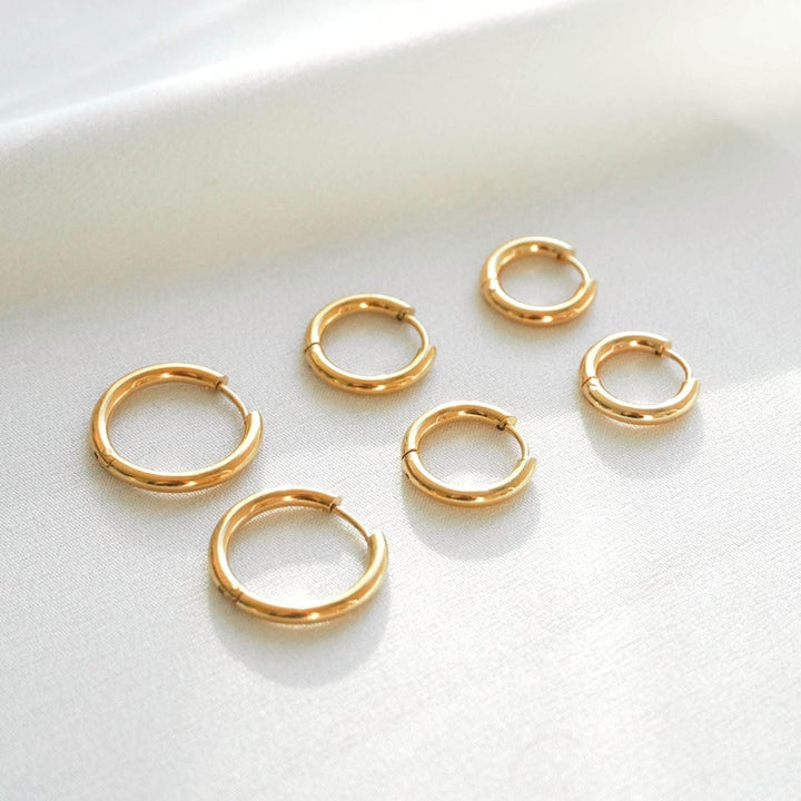 Endless Shine Triple Hoop Set