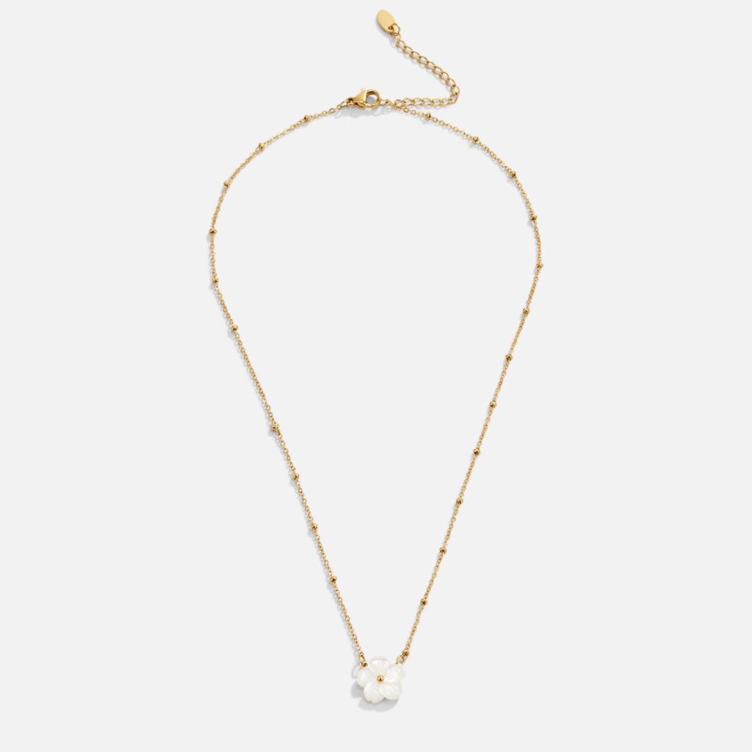 Greatness Bloom Flower Pendant Necklace